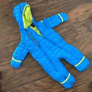 Kids snowsuit